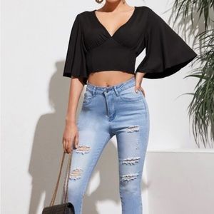 Shein, Medium Top, Black. Flowy Arms, Never worn before it is brand new!